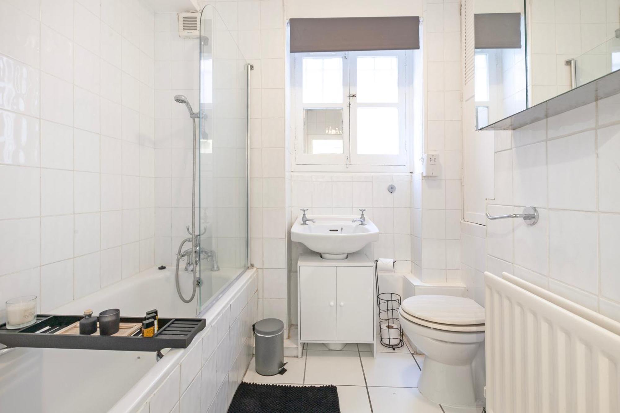 Beautiful One Bedroom Flat In Scott Ellis Gardens Londra Dış mekan fotoğraf